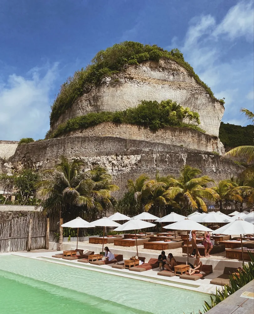 Beach club