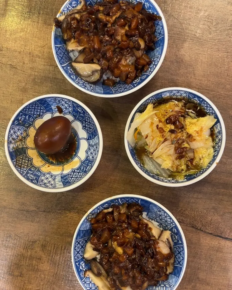 Braised pork rice bowl at Wang's Broth
