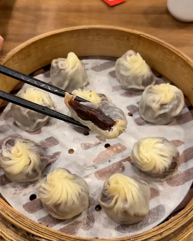 Red bean dessert dumplings in Taipei